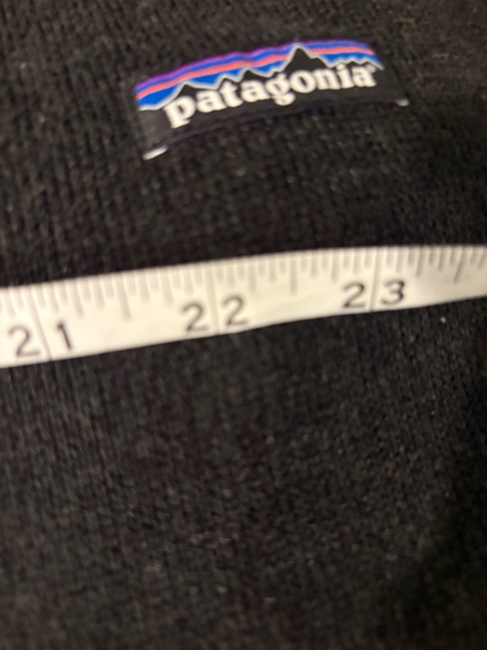 Patagonia Women’s Quarter-Zip Fleece Pullover - Picture 7 of 7